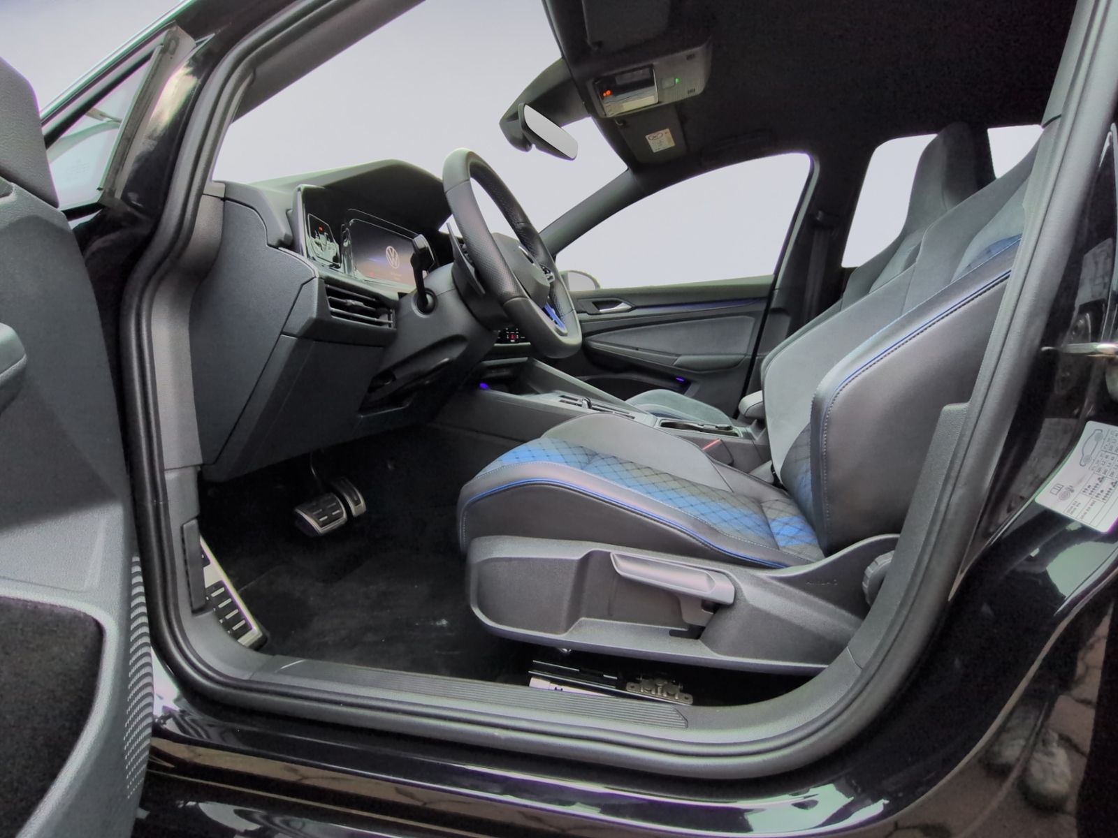 Golf VIII R DRIFT+AKRAPOVIC+VMAX.270KM/H