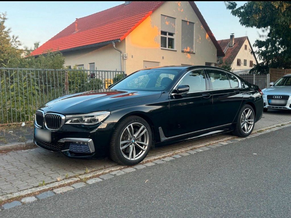 Image of BMW 740