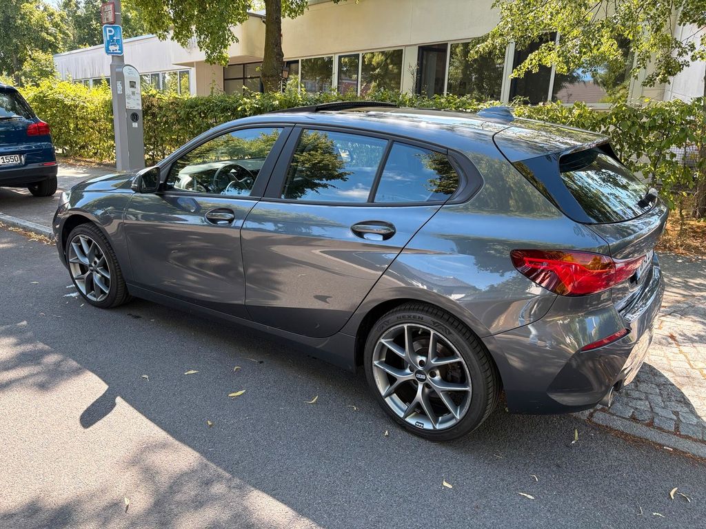 Image of BMW 118