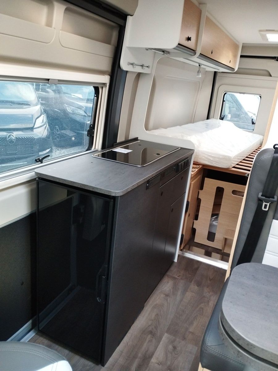 Fahrzeugabbildung Sunlight Adventure Cliff 602 Automatik, Dörr Edition, LTE