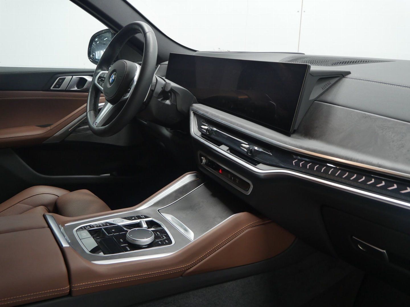 Fahrzeugabbildung BMW X6 xDrive40d |Standheizung |M Sportpaket Pro |H&