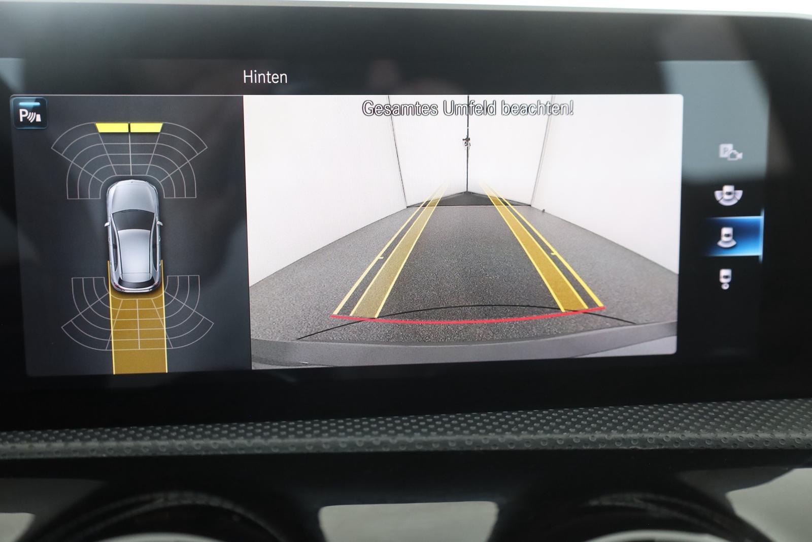 Mercedes-Benz A250 Progressive LED Navi Sitzheizung Kamera AHK
