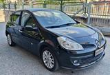 Renault RENAULT Clio III 1.5 dCi Diesel IENE - Renault Clio Ii mit Diesel-Antrieb