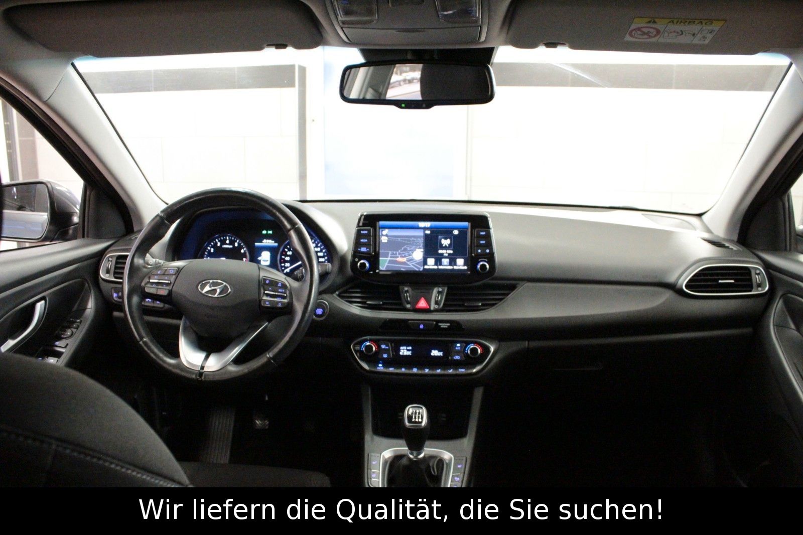 Fahrzeugabbildung Hyundai i30 1.4 T-GDI Premium*Winterpaket*