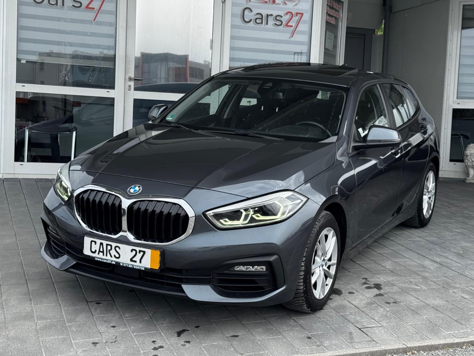 BMW 118i Automatik Navi Panoramadach LED ALU SHZ