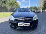 Opel Astra Cosmo Tempomat Teilleder - Opel Astra aus 2007: Cabrio