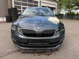 Skoda Octavia Premium Edition LED-LEDER-ACC-TÜV-NEU - Skoda Octavia mit Diesel-Antrieb: Edition