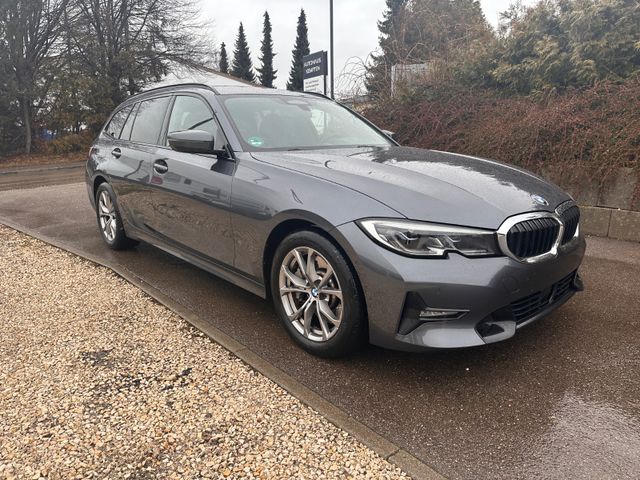 BMW 330 Touring xDrive Sport Line NAVI/LASER/HEAD UP