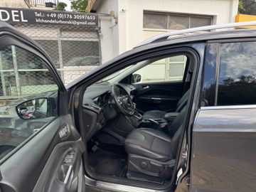 Ford Kuga - 10
