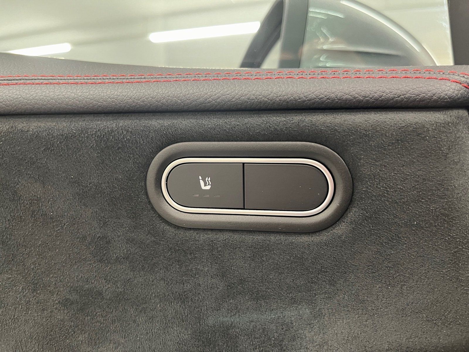Fahrzeugabbildung Mercedes-Benz CLA 35 AMG 4M*Pano*Burmester*Distro*360*MLB*Ride