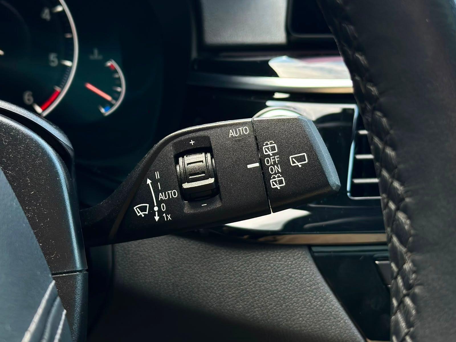 BMW 520d LUXURYLINE SHADOW ACC#PANO#SHZ#MEMORY#SH#LH