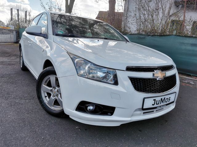 Chevrolet Cruze Hatchback LT