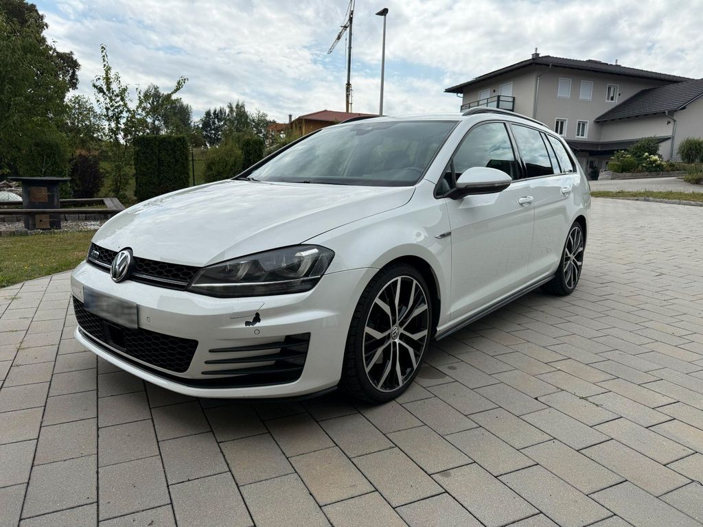 Image of Volkswagen Golf