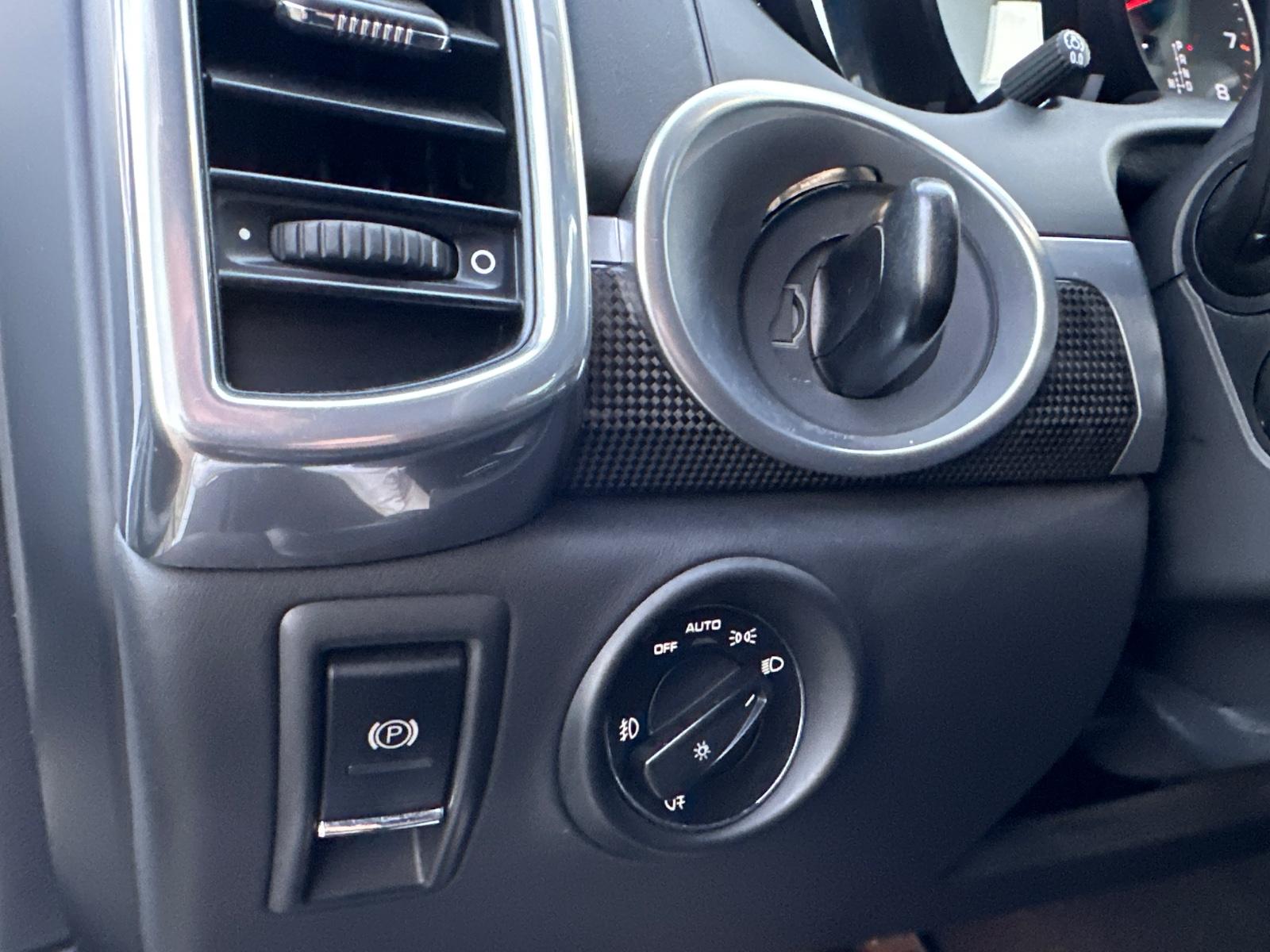 Porsche Cayenne GTS SportChrono/Navi/Xenon/SHZ/PDC