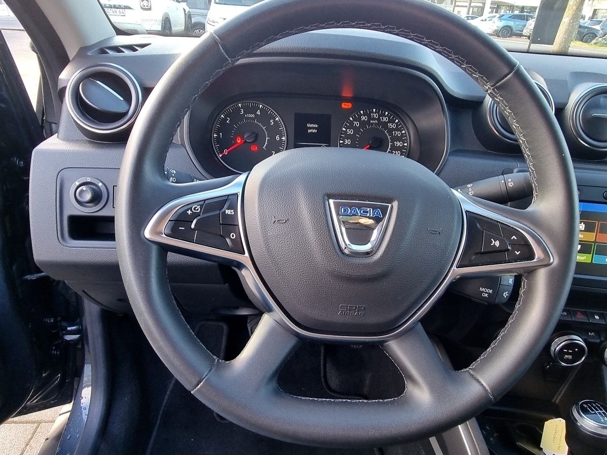 Fahrzeugabbildung Dacia Duster Anniversary TCe 130