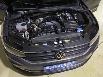 Volkswagen Tiguan - 8