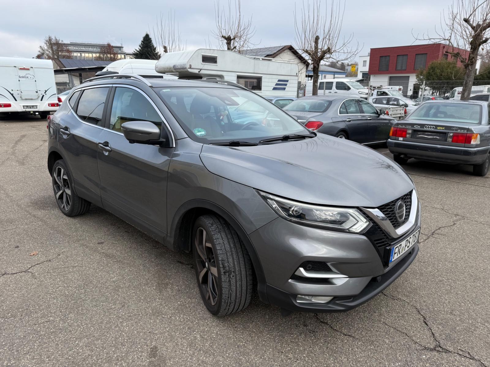 Nissan Qashqai Akari 1.3 DIG-T Leder Pano LED 360 Kam.