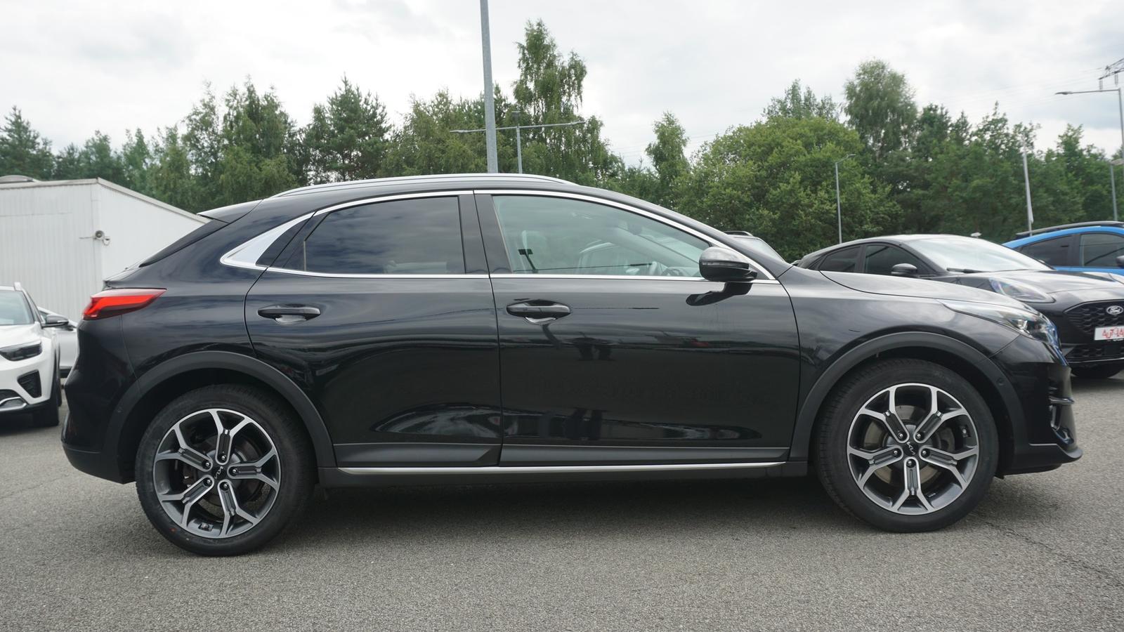 Kia XCeed 1.6 T-GDI Platinum Edition LED Panorama