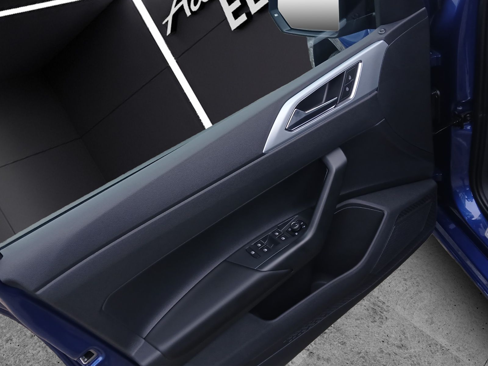 Fahrzeugabbildung Volkswagen Polo Energy TSI DSG LED ACC SH RearView AppConne