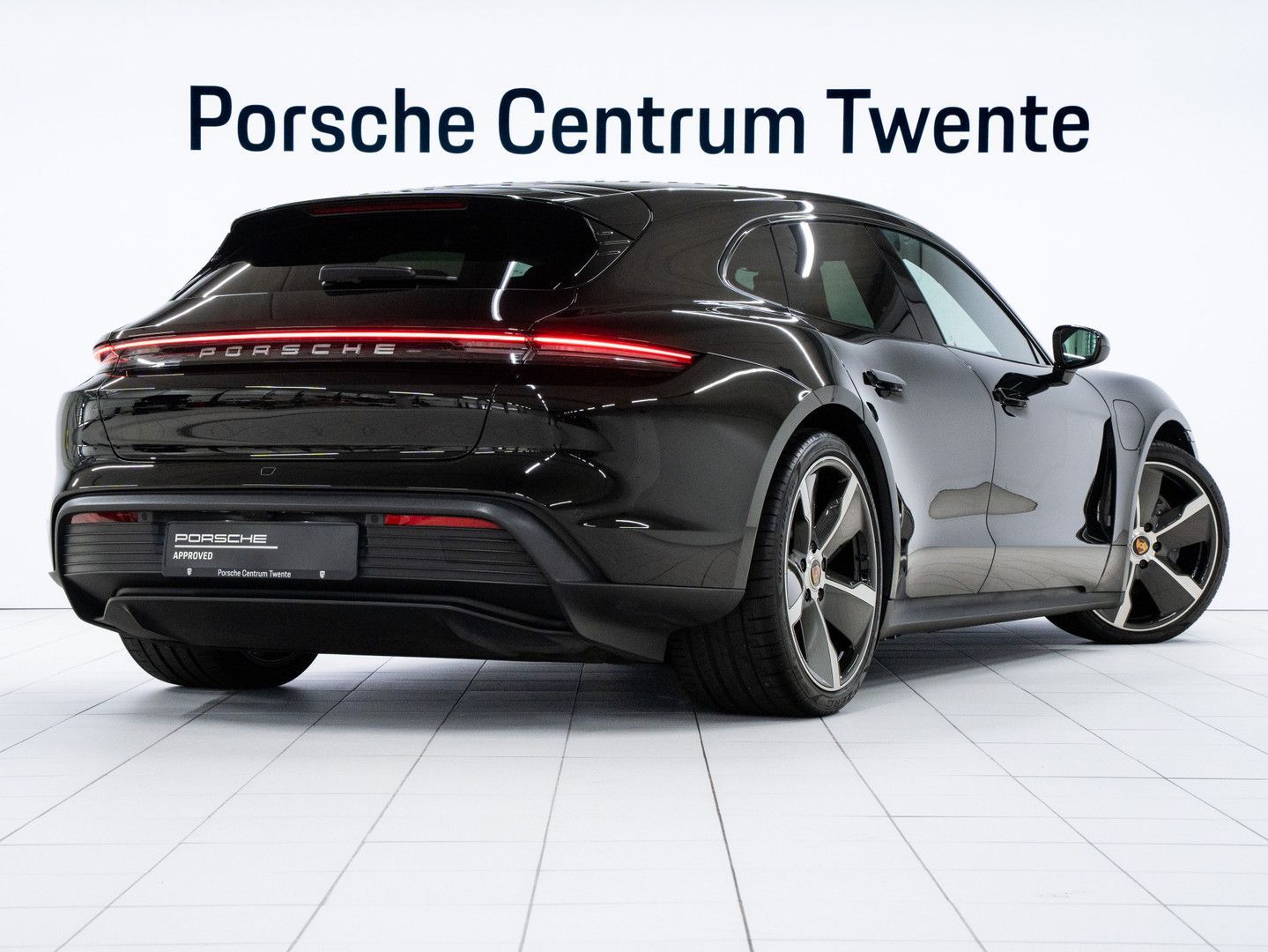 Porsche Taycan Sport Turismo imagem 3