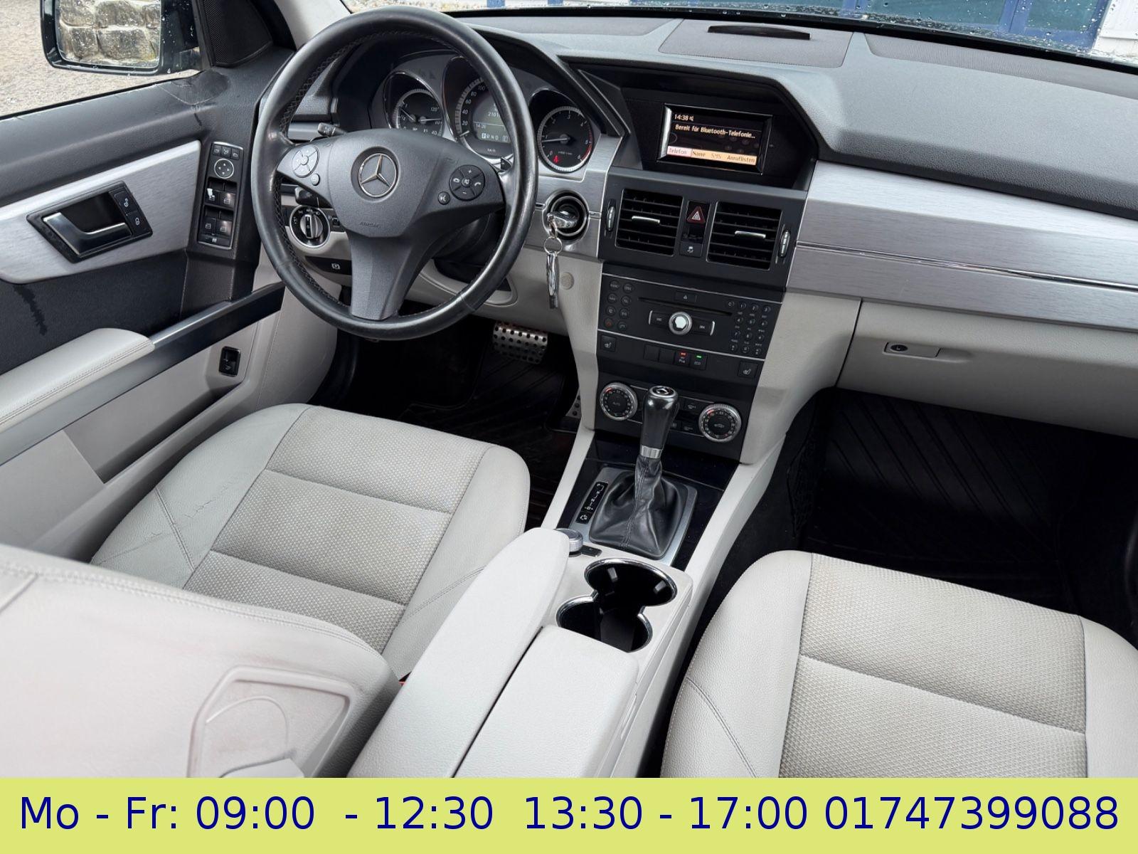 Mercedes-Benz GLK250 2012 — photo 16