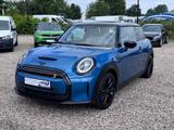 MINI COOPER SE Trim XL VOLL, PANO, RFK, ACC, Carplay, - blaue MINI Cooper SE