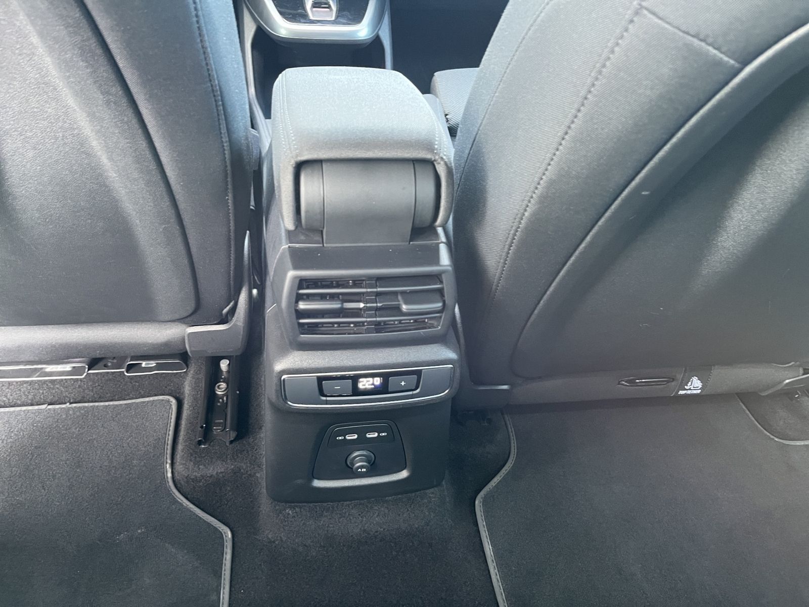 Audi Q4 e-tron - Bild 14