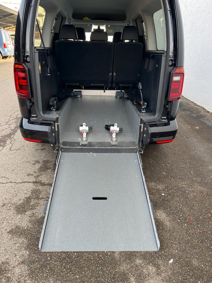 Volkswagen Caddy Maxi DSG Highline Rollstuhlrampe KAM ACC