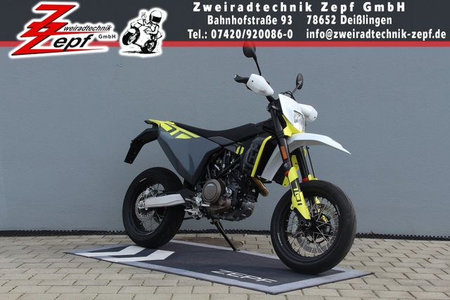 Husqvarna 701 Supermoto Neuwertiger Zustand!