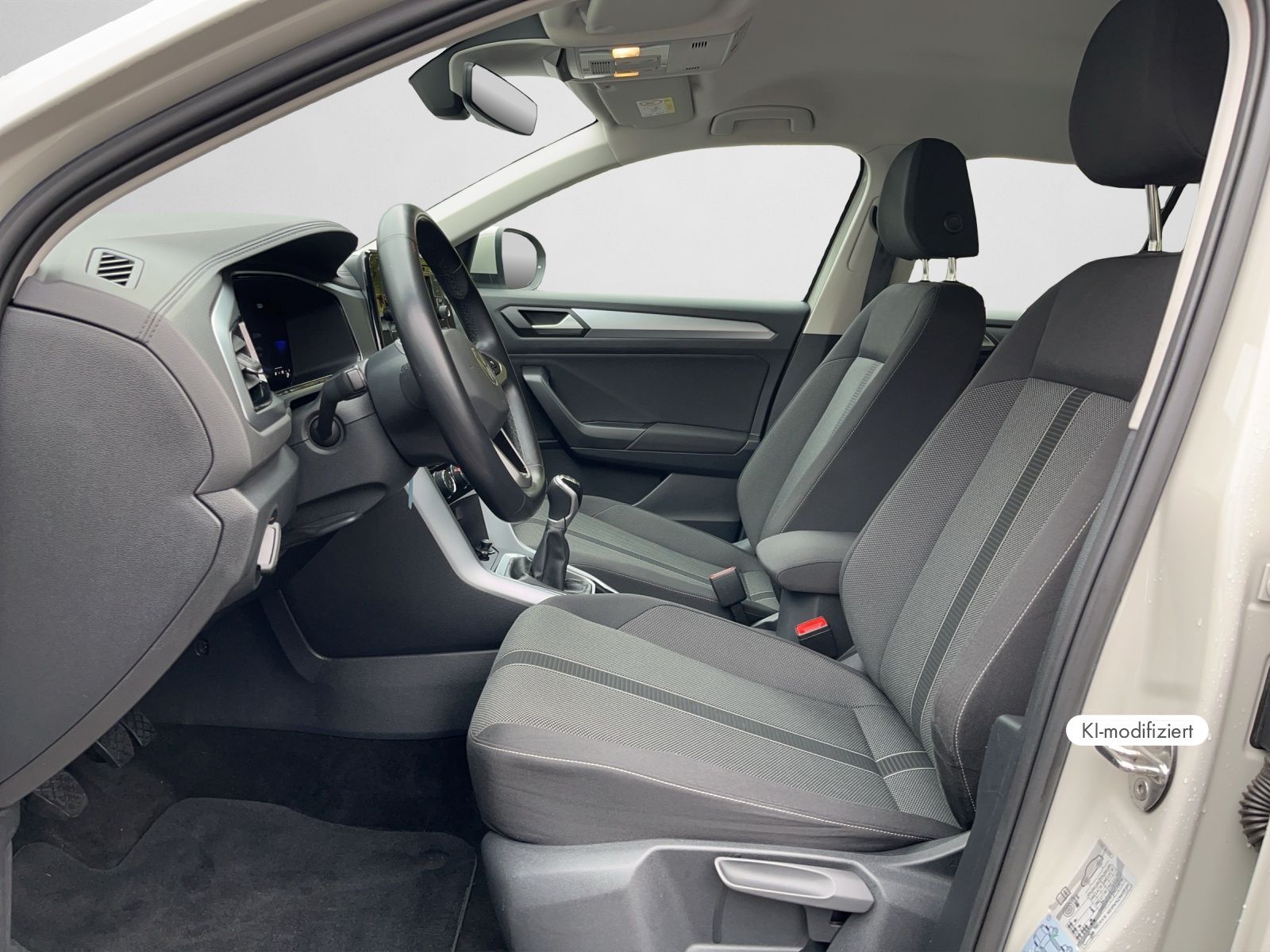 Volkswagen T-Roc - Bild 13