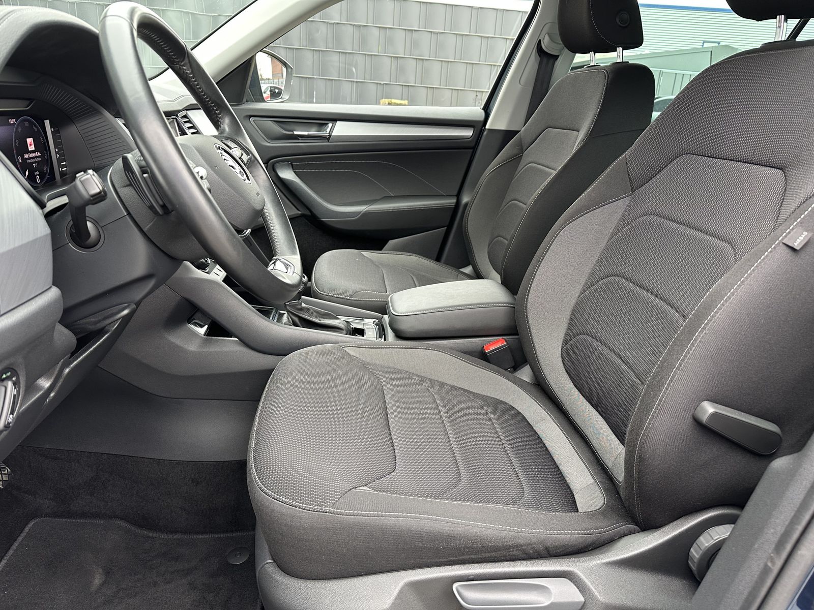Fahrzeugabbildung SKODA Kodiaq 2.0 TDI DSG Ambition NAV+LED+AHK+KAMERA