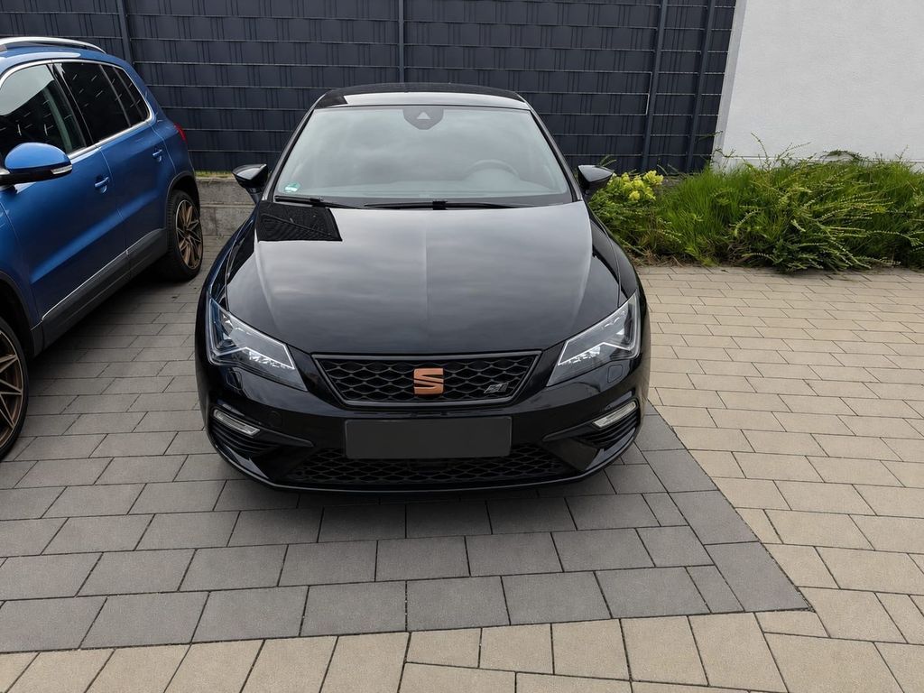 Image of Cupra Leon