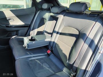 Kia Cee'd GT-Track Navi-Shz-Lhz-Klima-Xenon-Pano-Alc