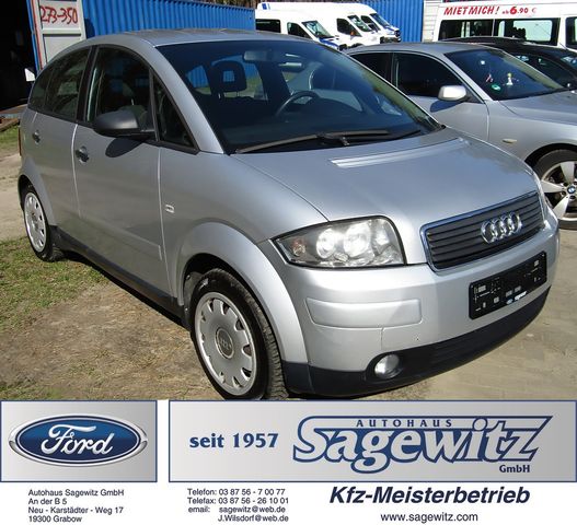 Audi A2 1.4 55kW/75PS Sony CD-Radio