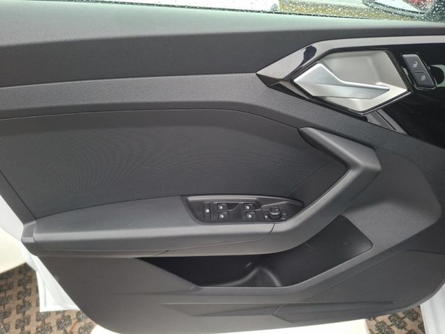 Audi A1 25 advanced Sportback °LED°SHZ°PDC°AAC°AppleC