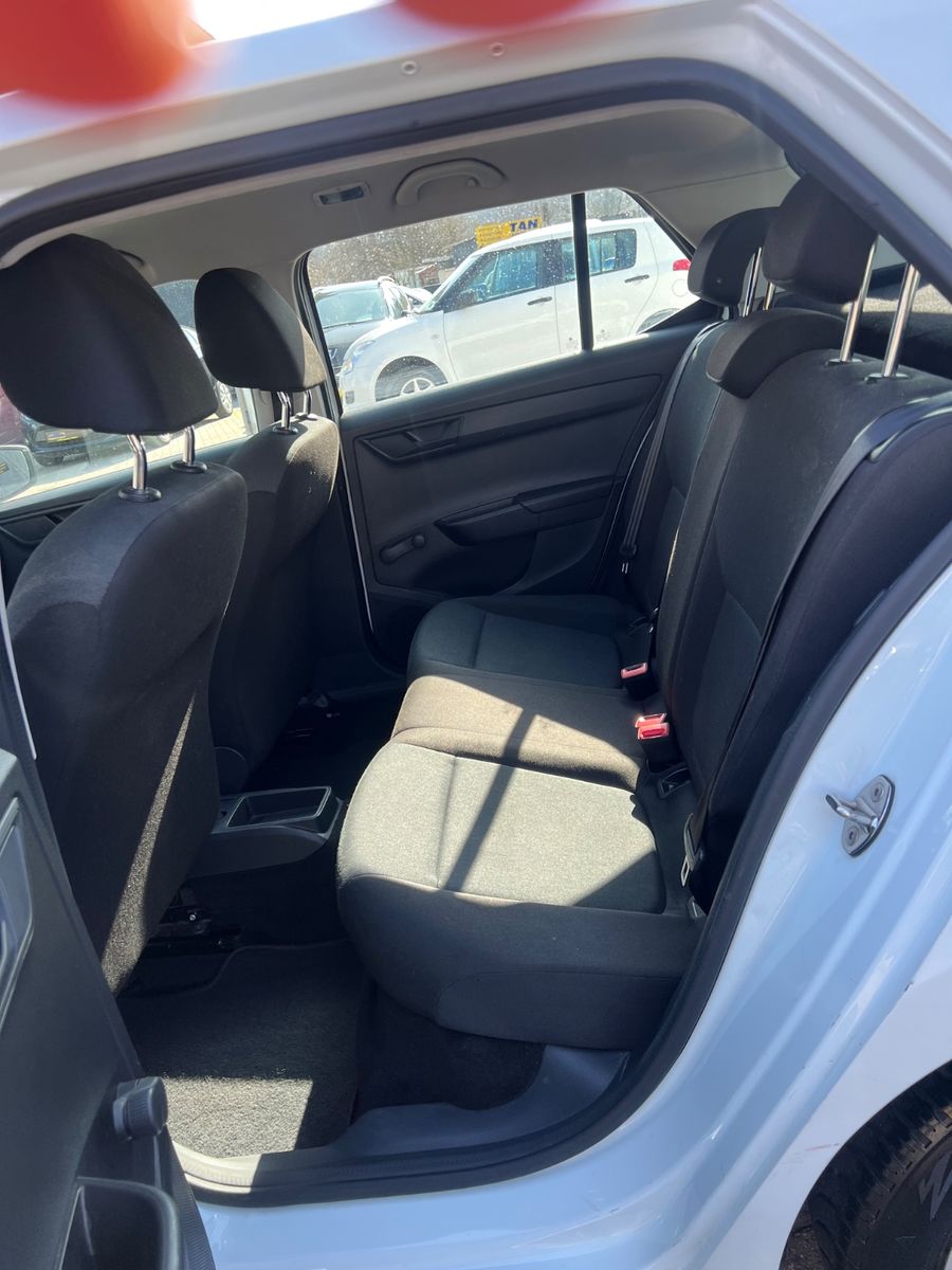 Fahrzeugabbildung SKODA Fabia Cool Edition * 1.HAND *