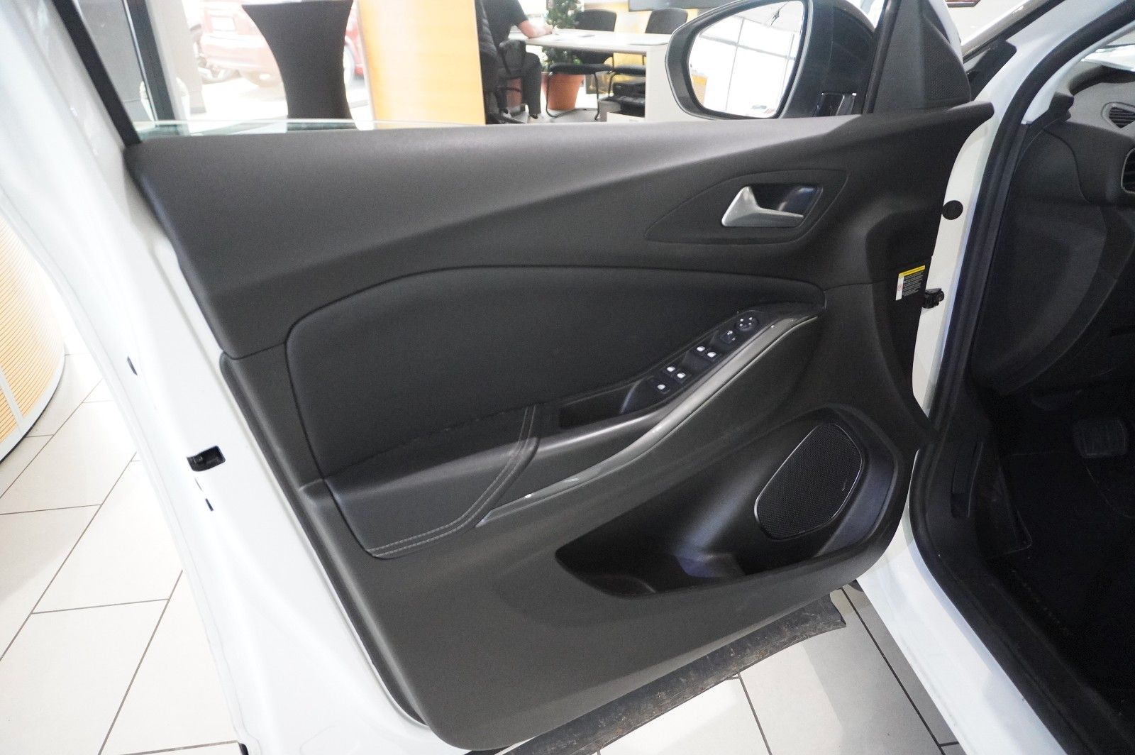 Fahrzeugabbildung Opel Grandland 1.5D AHK/KAMERA/SHZ/LHZ/FSH/ALU/ACC