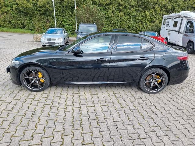 Alfa Romeo Giulia Veloce Q4 | Vollausstattug 4x4 | AHK