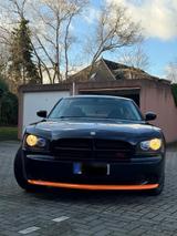 Lancia Verkaufe Dodge Charger - Lancia Thema mit Benzin-Antrieb: Limousine
