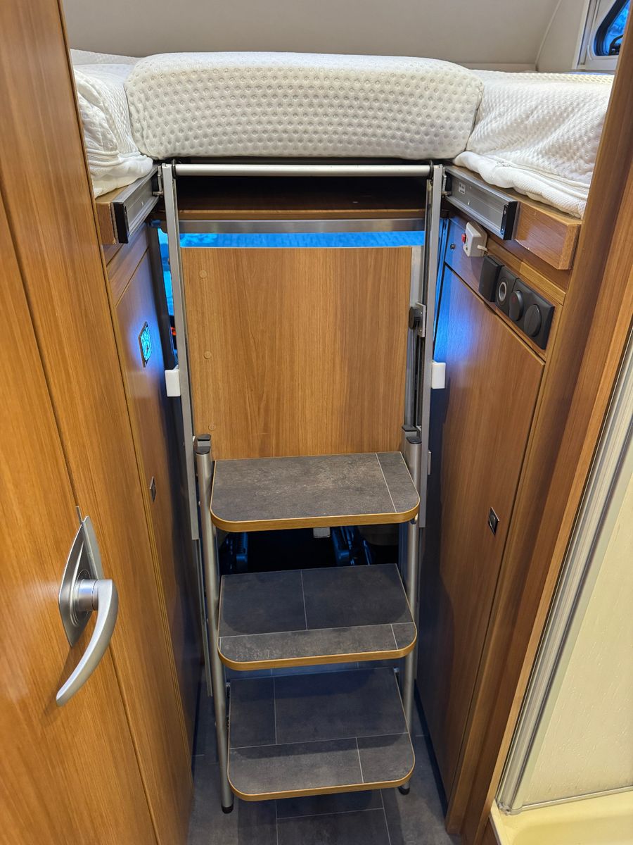 Fahrzeugabbildung Dethleffs ALPA 6820-2 ESPRIT COMFORT AUTOMATIK MEGA VOLL