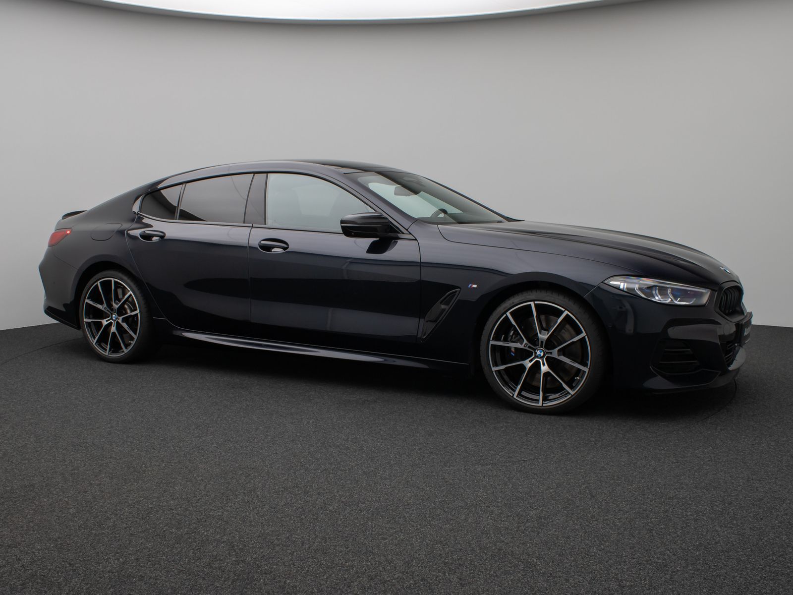 Fahrzeugabbildung BMW M850i xD GC 360° Laser SoftCl DAB Individual 20"