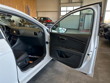 Seat Leon FR Lim. 5-Türer*2.HAND*SCHECKHEFT*LED*TOUCH