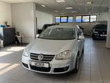 Volkswagen Jetta V Comfortline - gebrauchte VW Jetta aus dem Jahr 2005