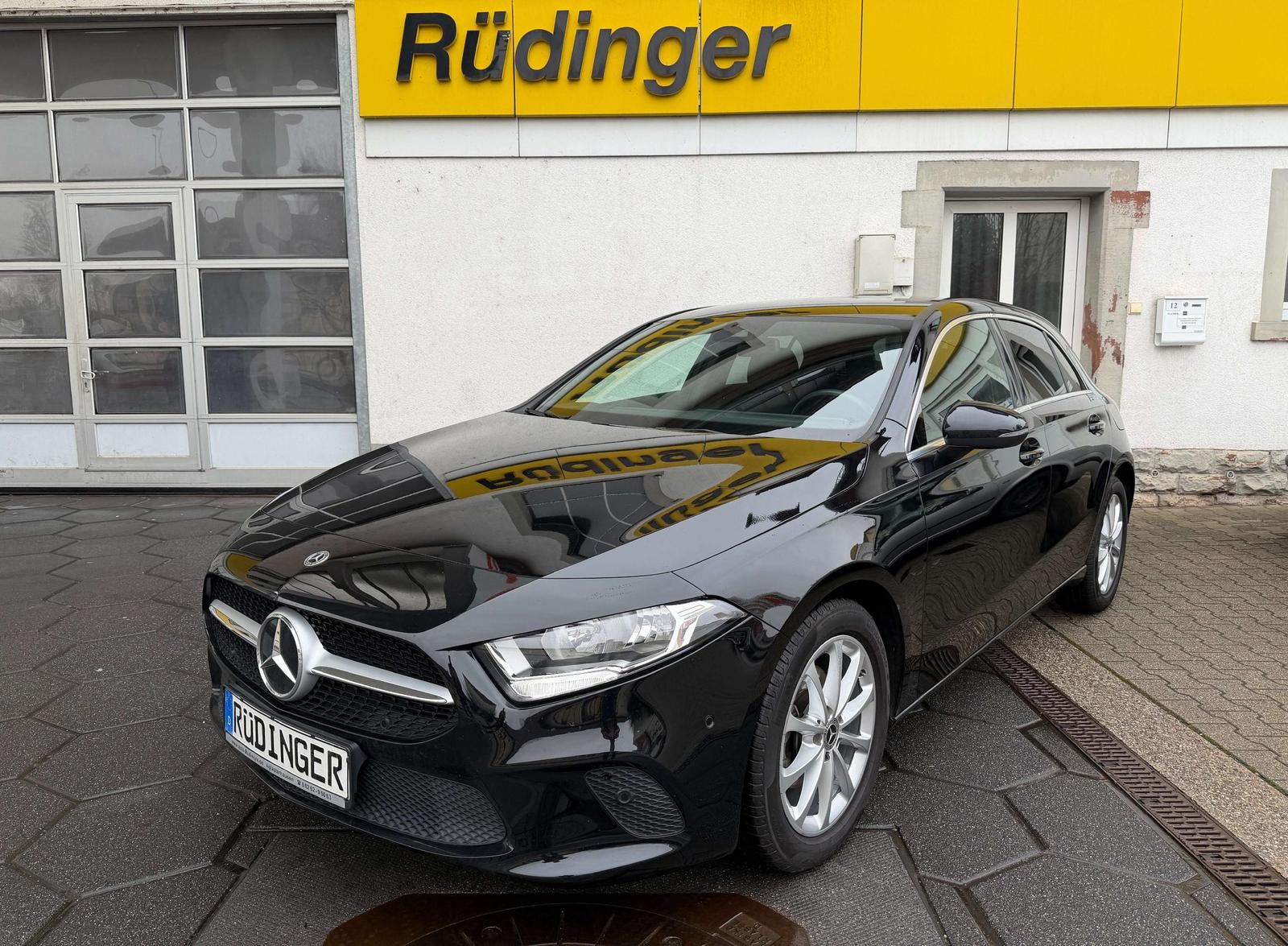 Mercedes-Benz A 160 PROGRESSIVE SPURHALTE KEYLESS SITZHZG *VIR