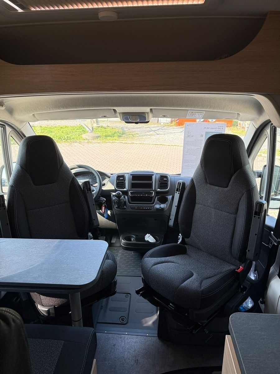 Fahrzeugabbildung Roadcar R 540 Citroen 140 PS Lithium,Markise, Solar