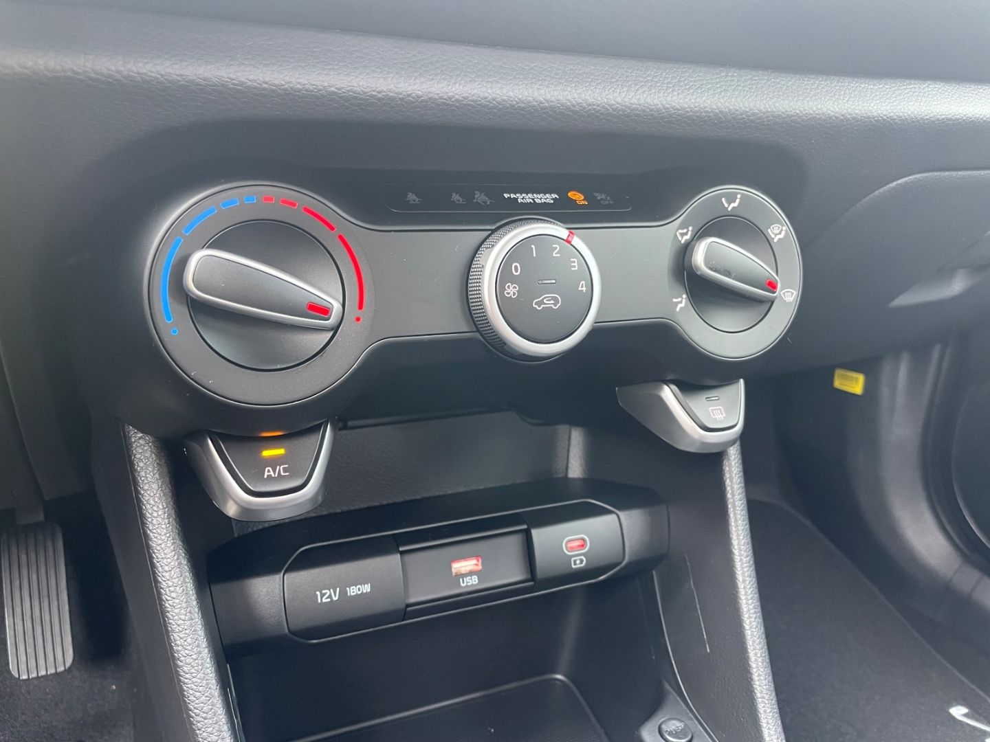 Fahrzeugabbildung Kia Picanto Vision Navi Digitales Cockpit Soundsyste