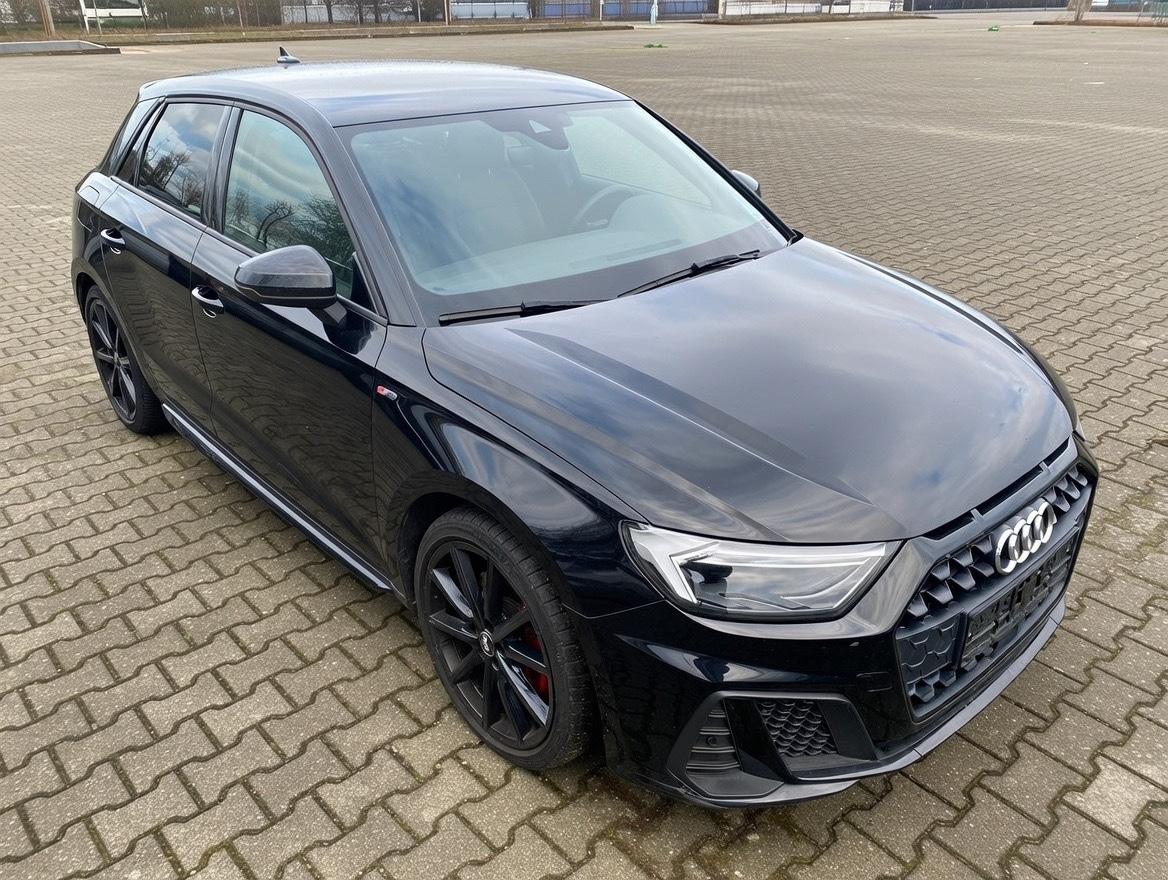 Audi A1 S-line, Sound B&O, App, V-Cockpit, BT, DAB