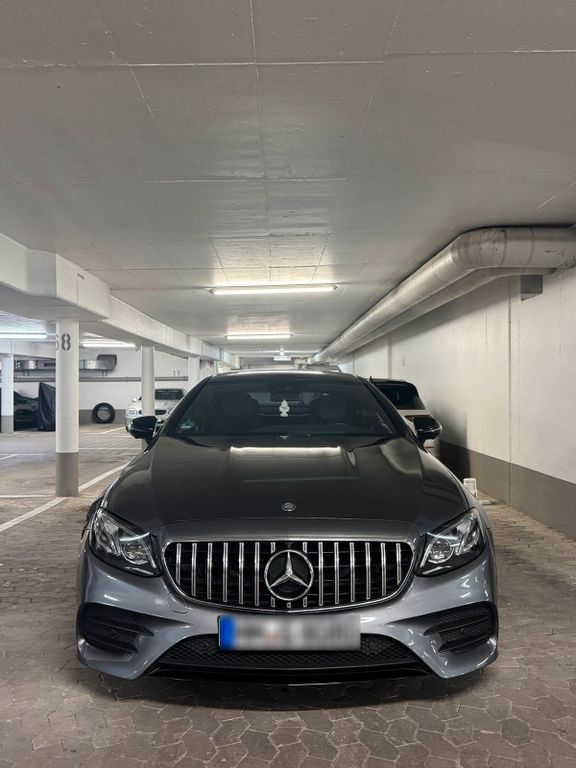 Image of Mercedes-Benz E 220