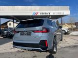 BMW iX1 xDrive30 ///M-SPORT/AHK/CAM 360°/HUD - graue BMW iX1