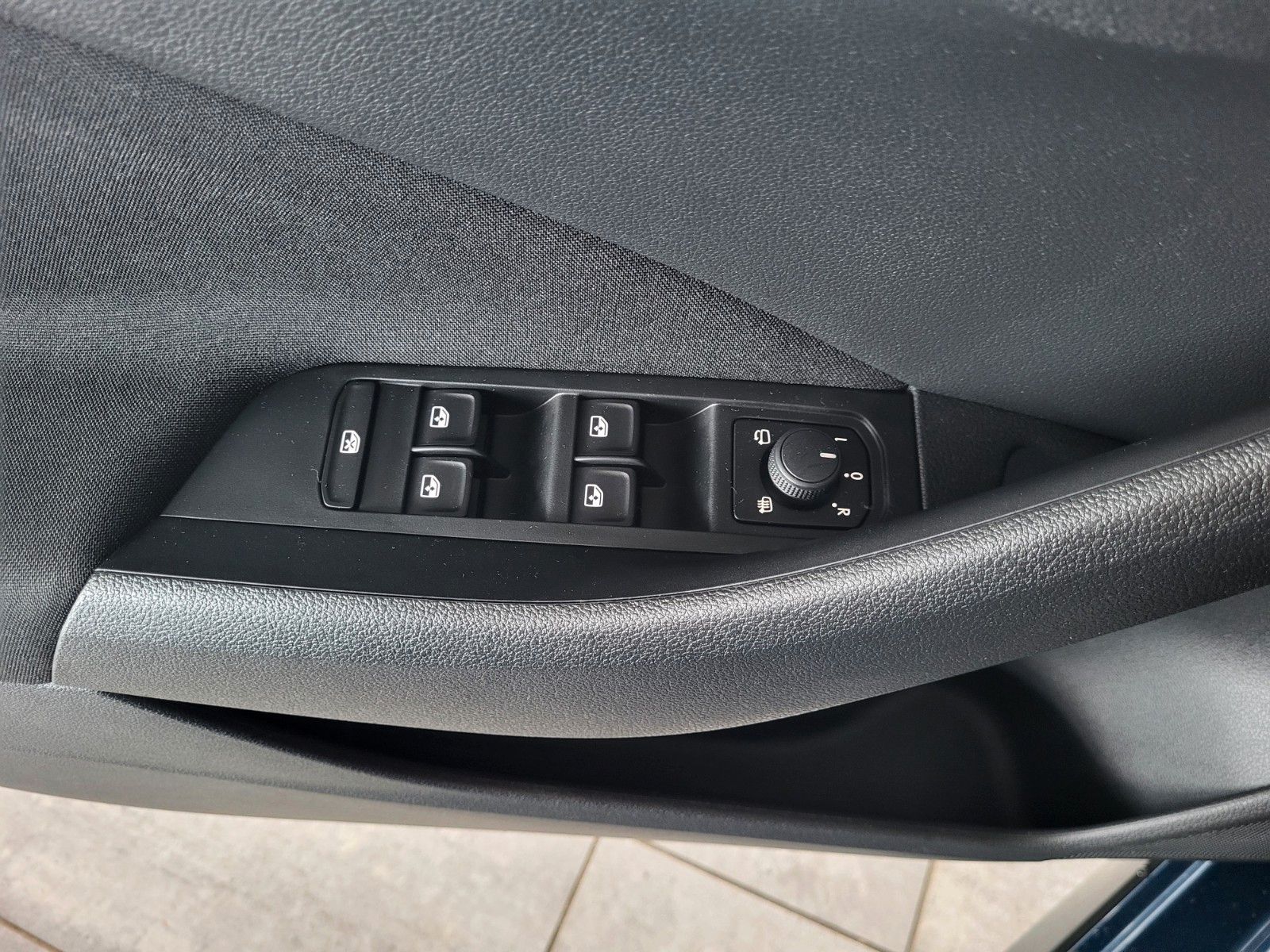 Fahrzeugabbildung SKODA Kamiq Scoutline AUTOM./KAMERA/LED/AHK/SITZHEIZ.